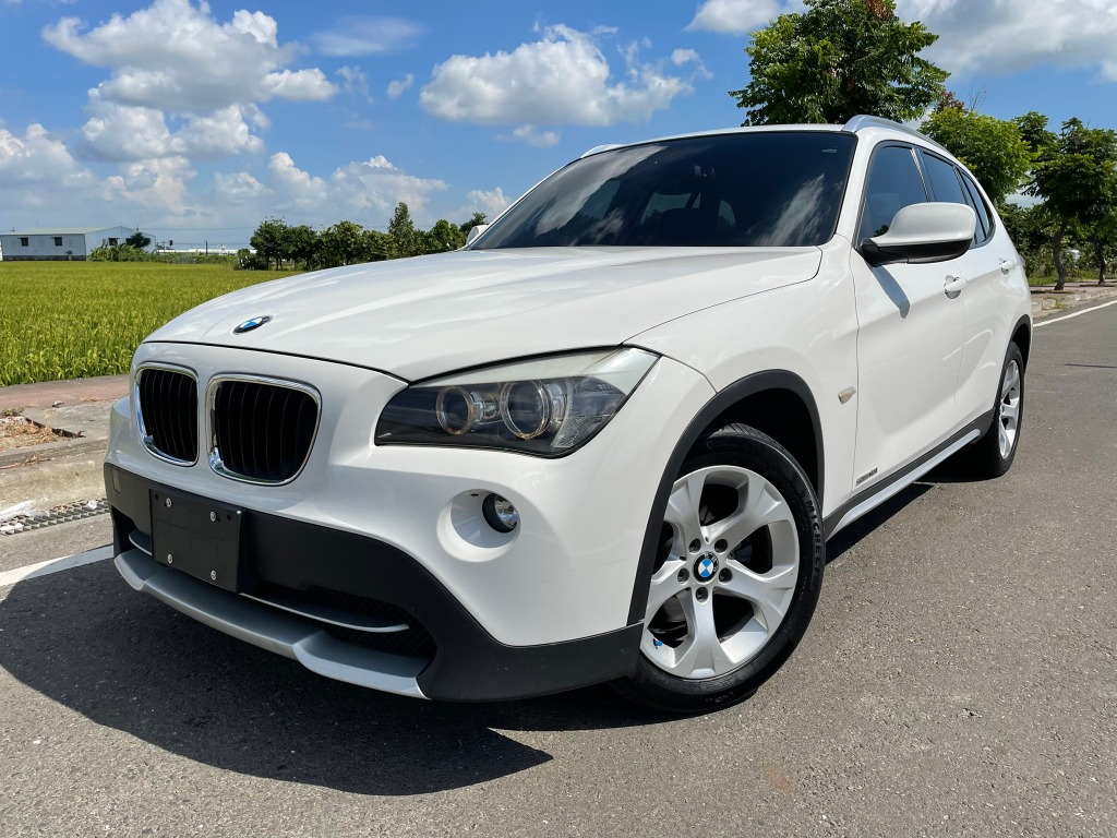 Hot大聯盟 Bmw X1 黑內裝衛星導航push Start Hid頭燈 Hot大聯盟 Bmw X1 黑內裝衛星導航push Start Hid頭燈