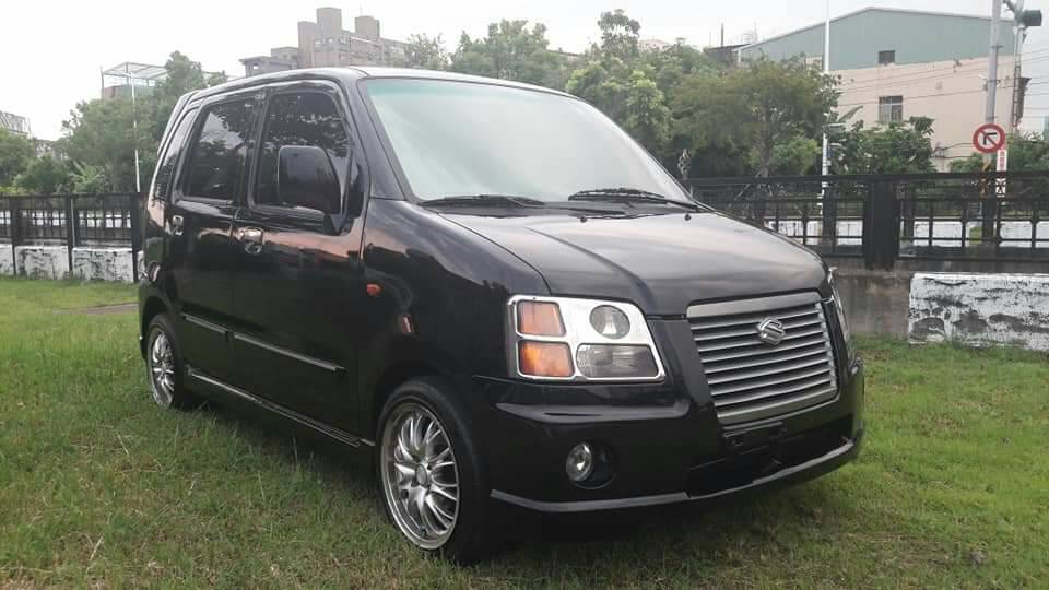 2004 Suzuki Solio