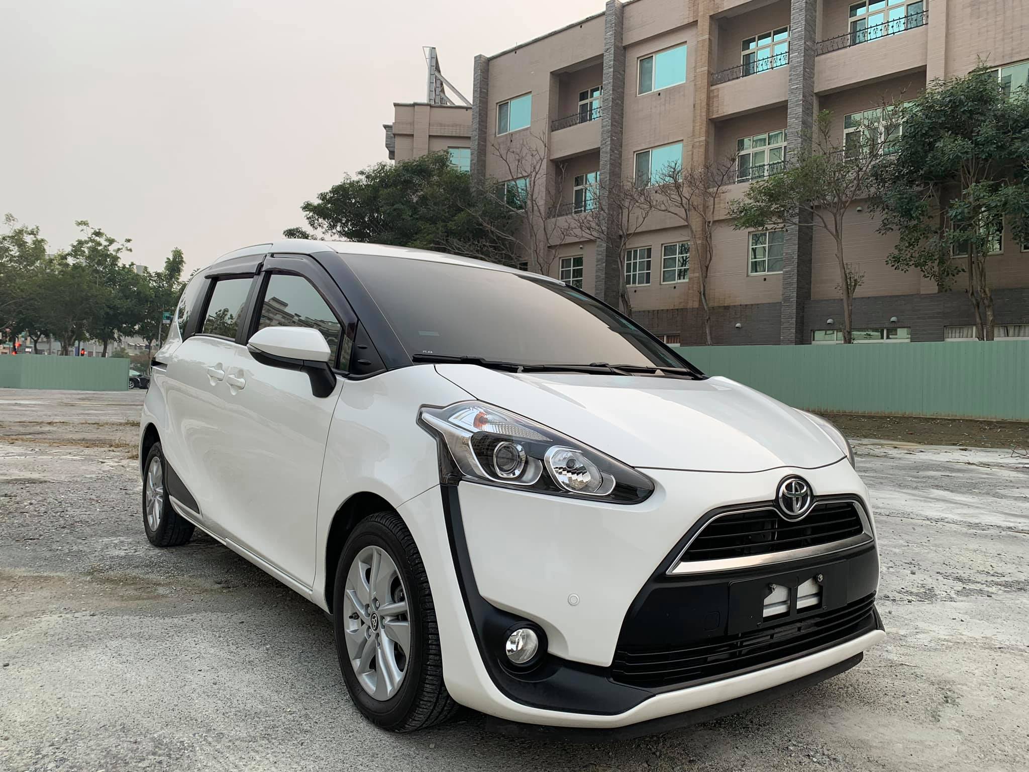 2017 Toyota 豐田 Sienta