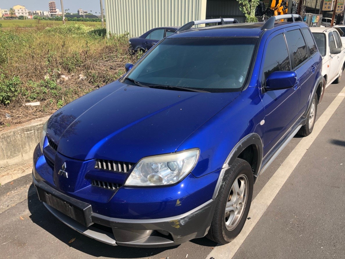 2004 Mitsubishi Outlander