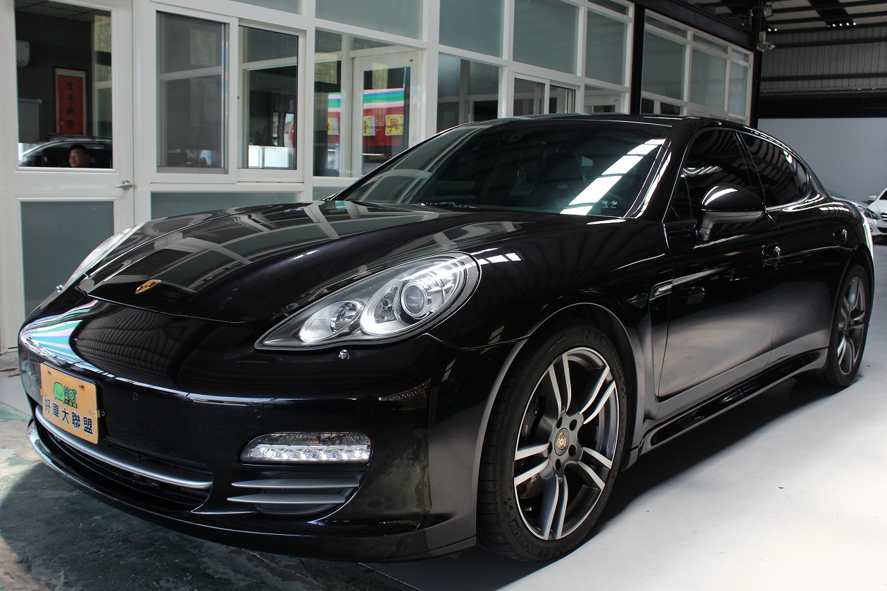 2012 Porsche Panamera