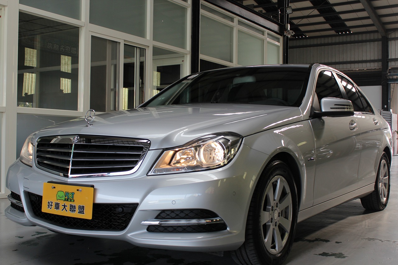 2011 M-benz C-class