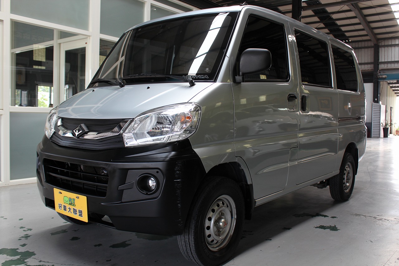 2014 Mitsubishi 三菱 商用車