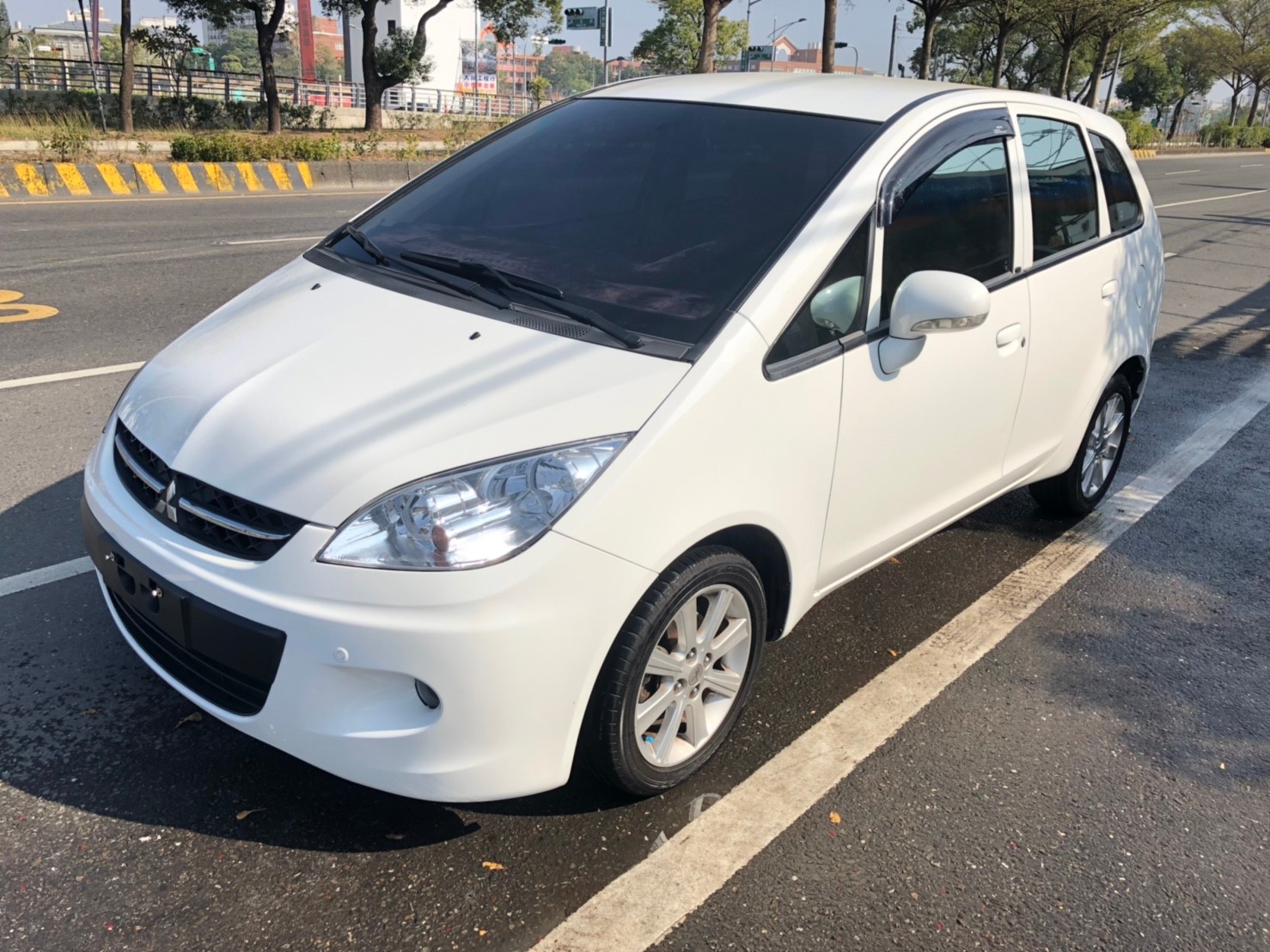2009 Mitsubishi Colt plus