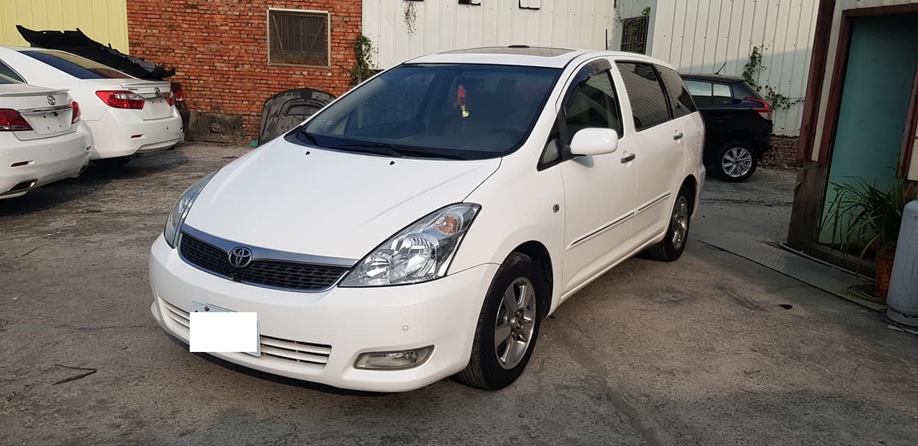 2005 Toyota Wish
