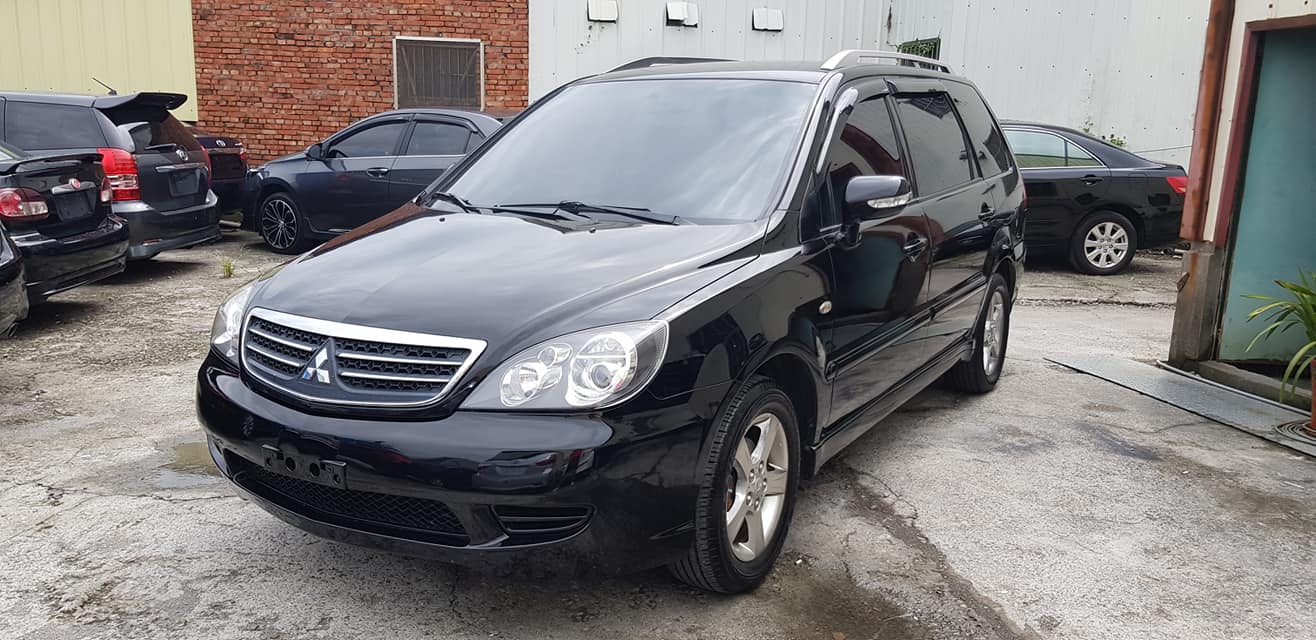 2011 Mitsubishi Savrin