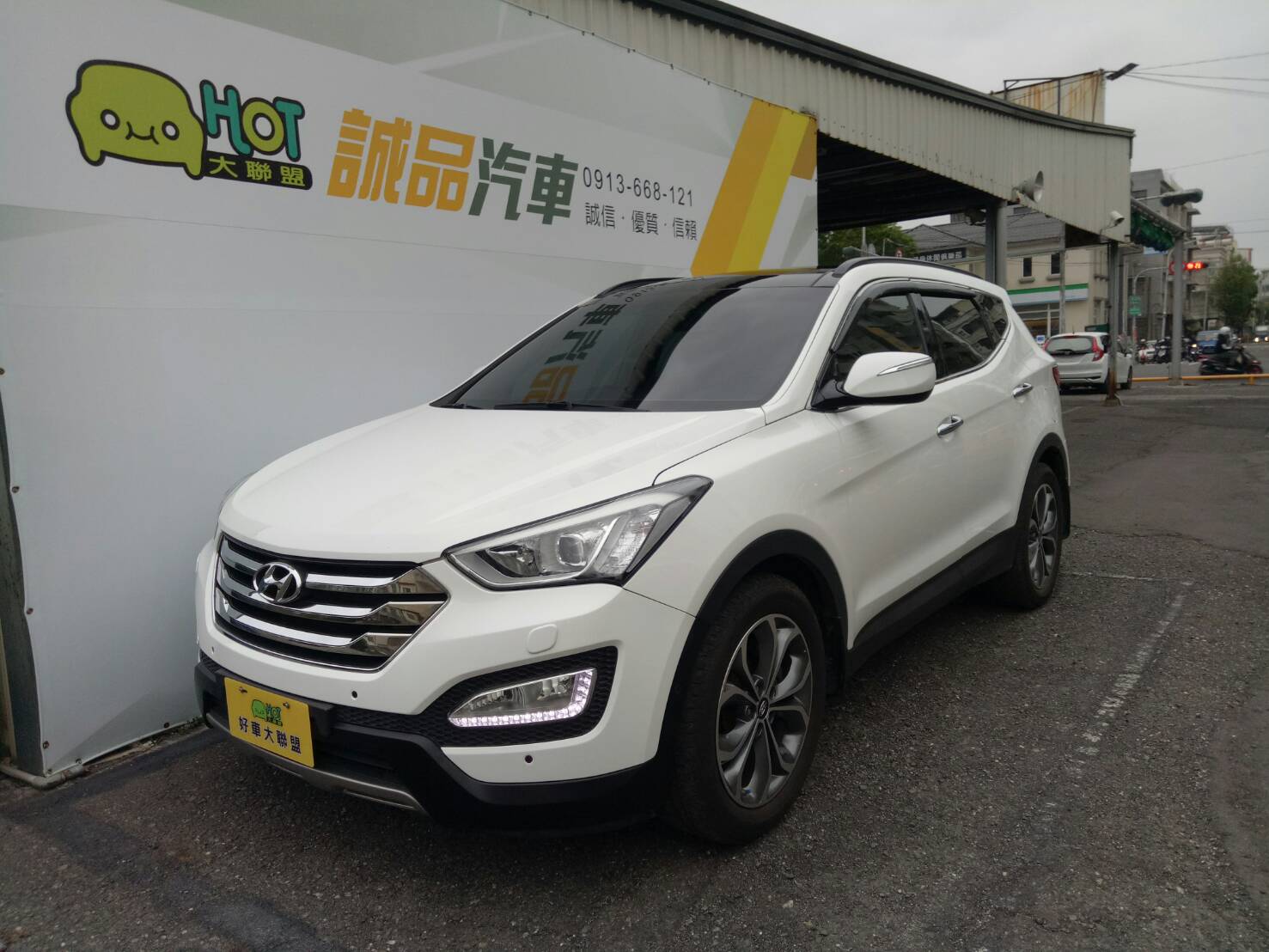 2014 Hyundai 現代 Santa fe