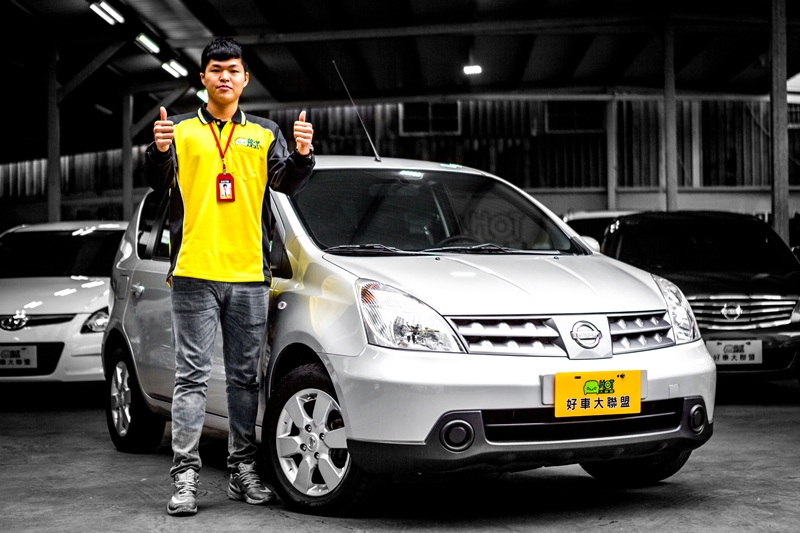 2012 Nissan Livina
