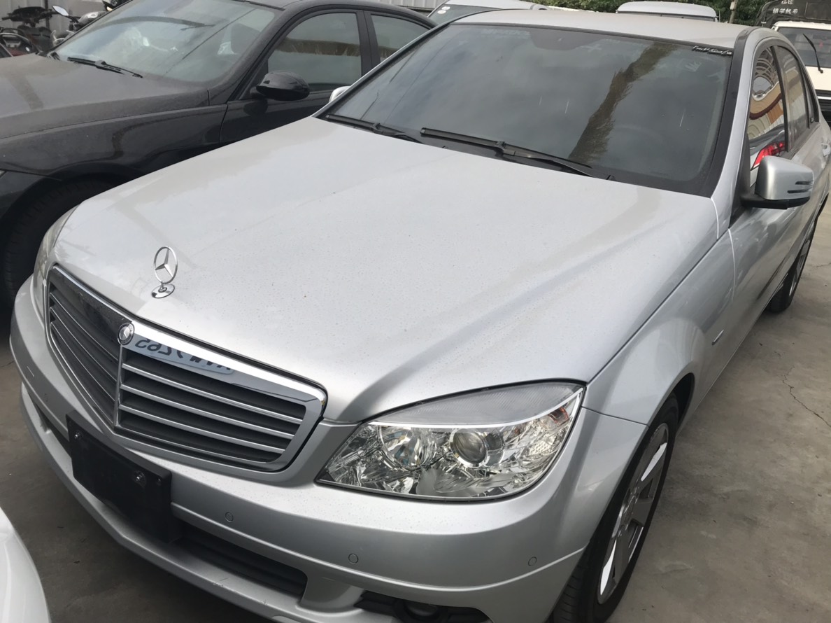 2010 M-benz C-class