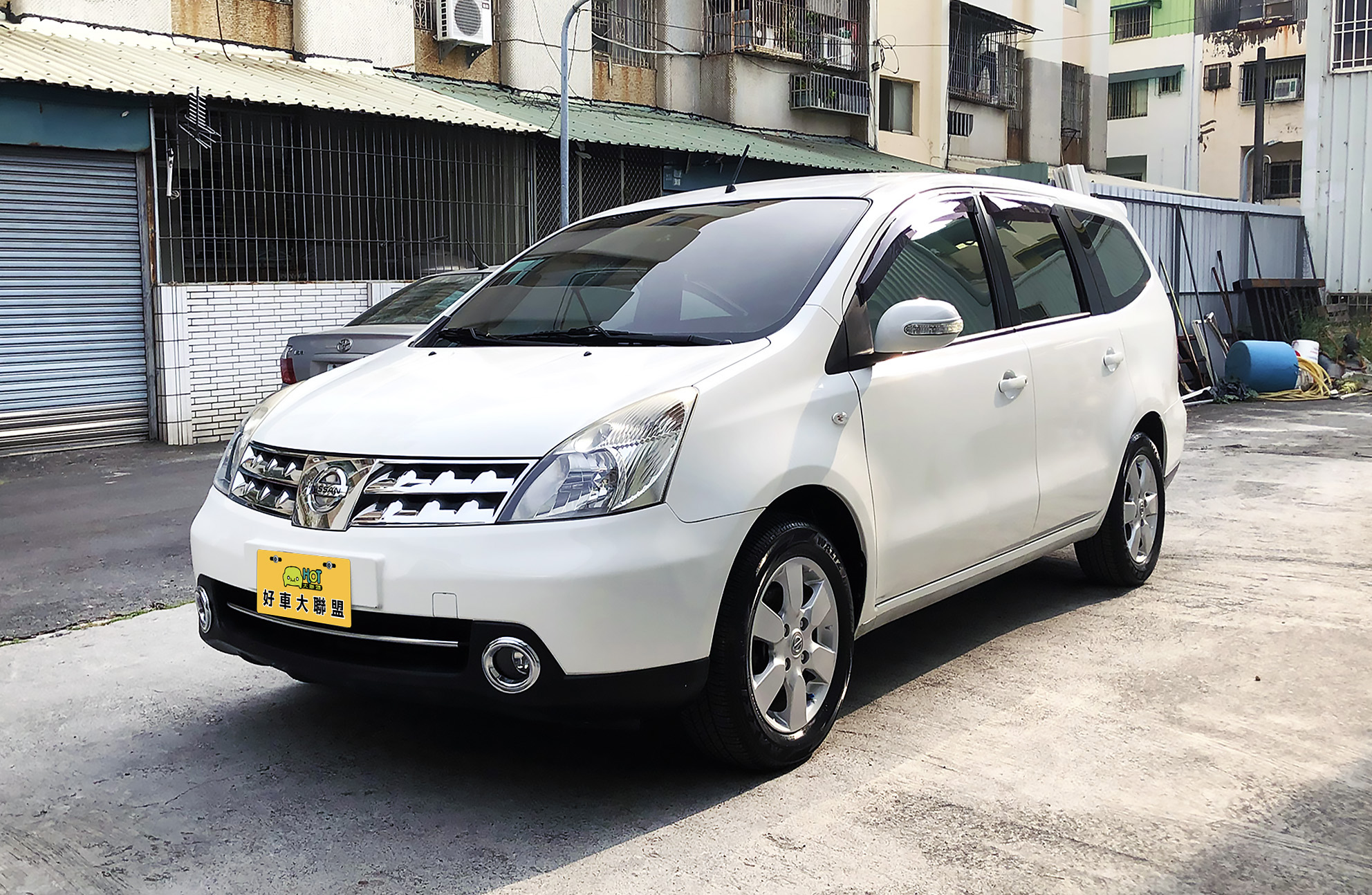 2010 Nissan 日產 Livina