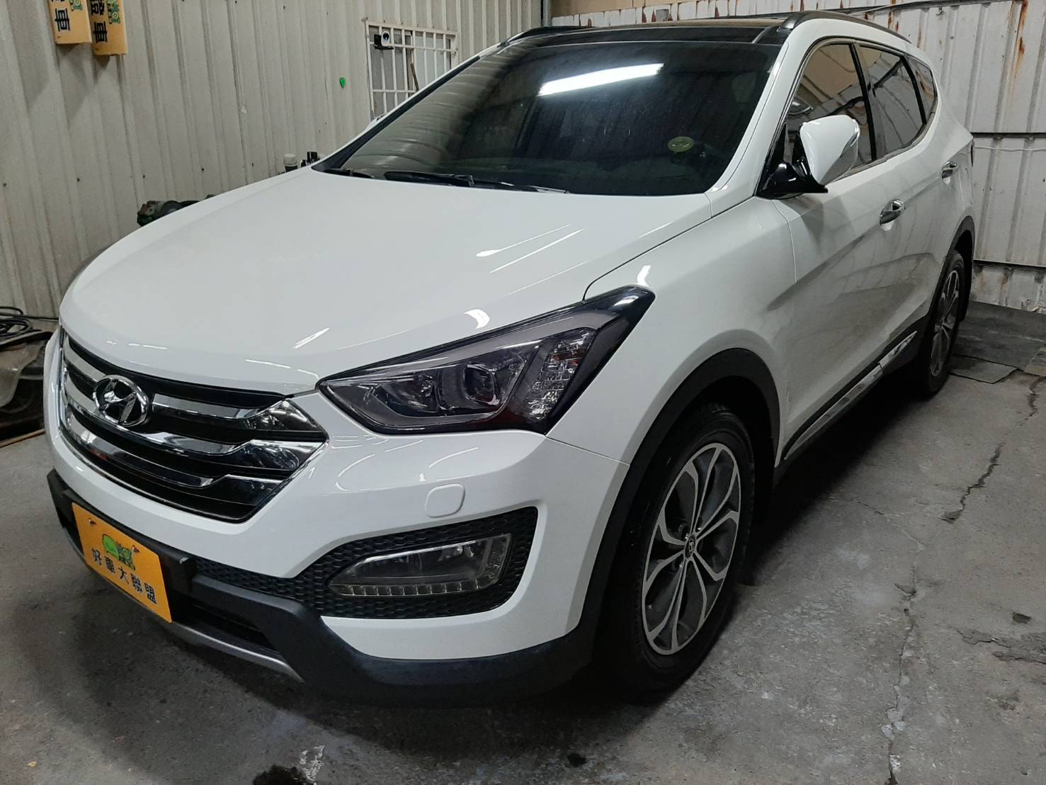 2014 Hyundai 現代 Santa fe