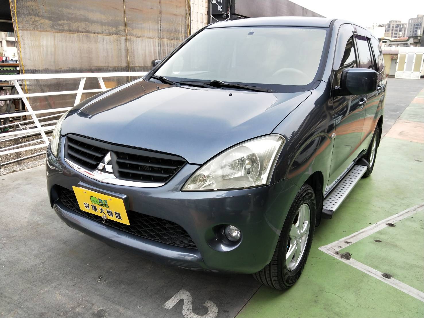 2005 Mitsubishi 三菱 Zinger