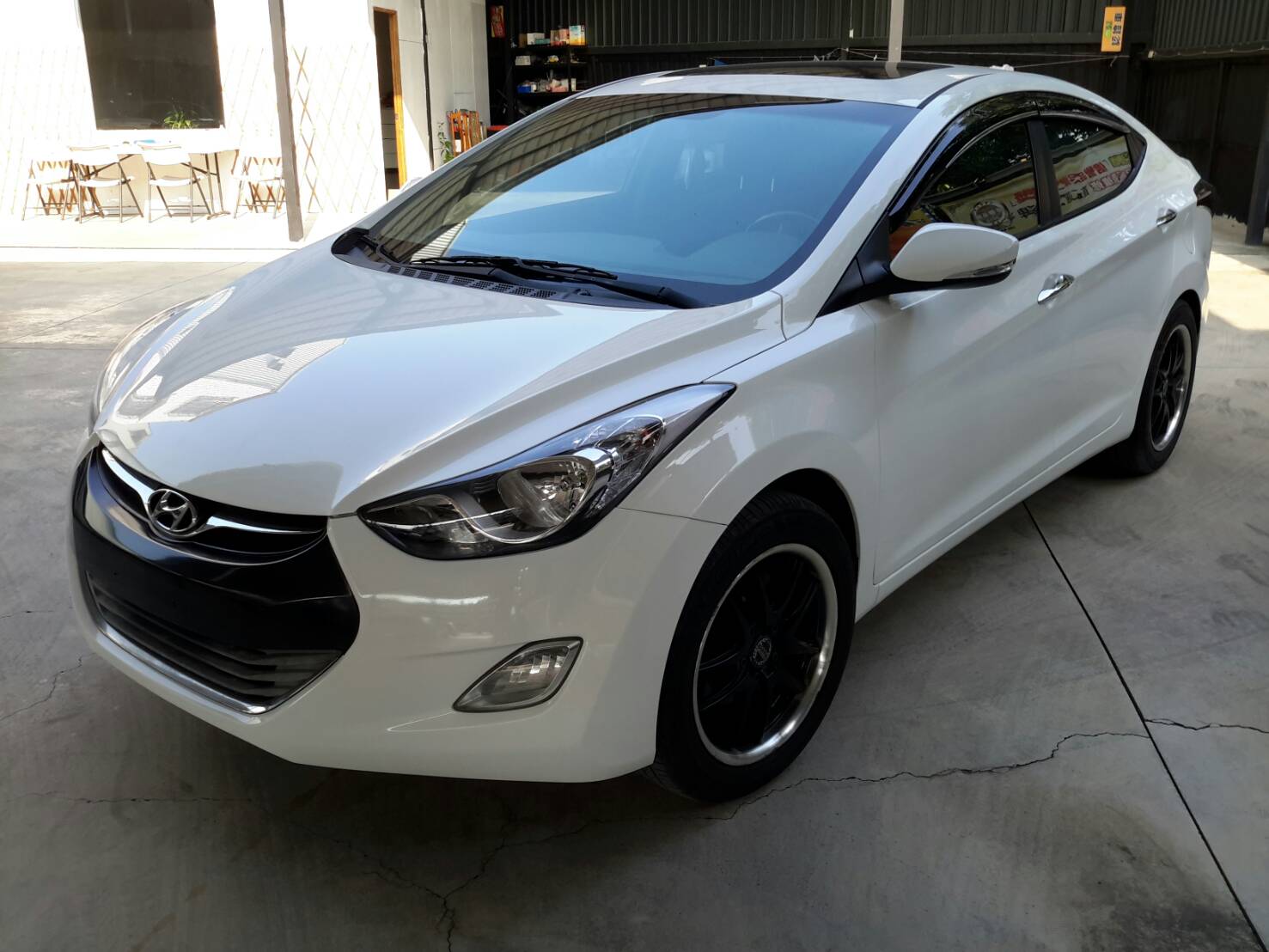 2012 Hyundai 現代 Elantra