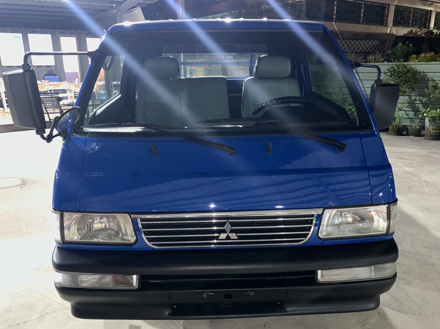 2008 Mitsubishi 三菱 商用車