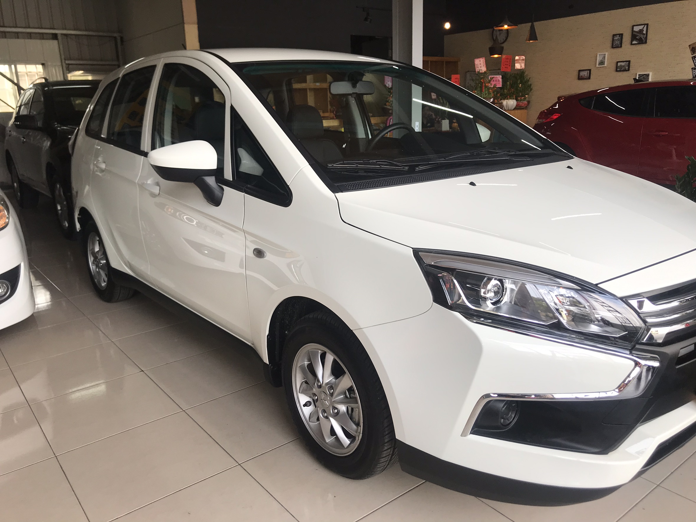 2019 Mitsubishi 三菱 Colt plus