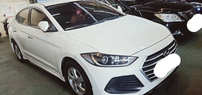 2018 Hyundai 現代 Elantra