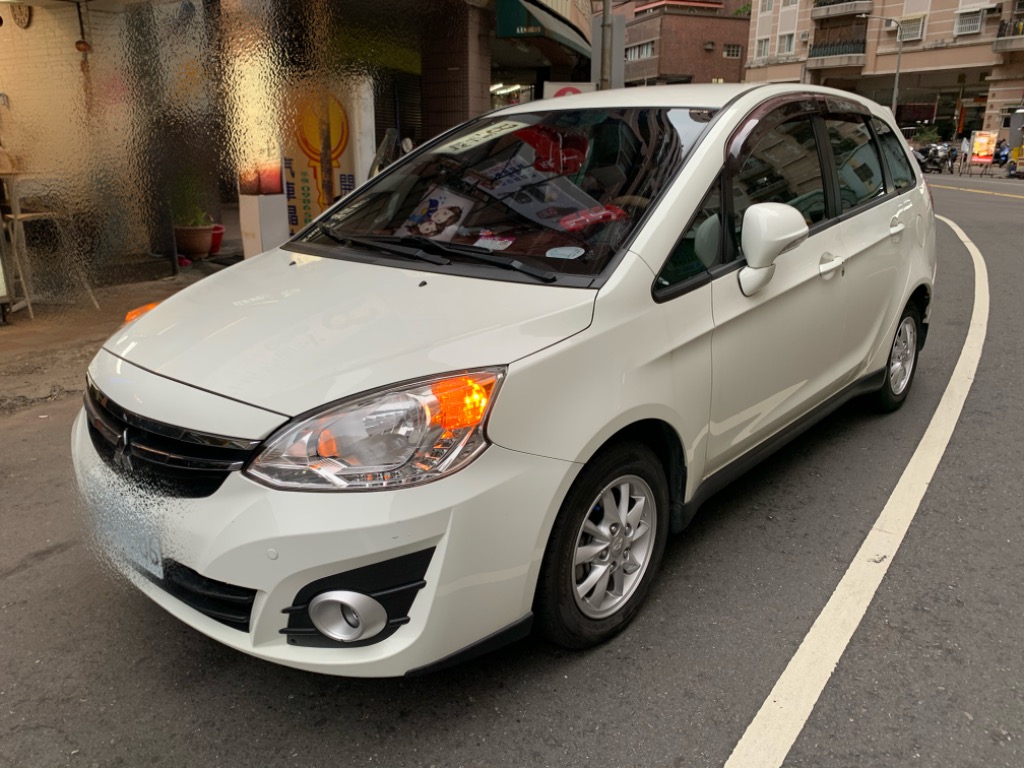 2014 Mitsubishi 三菱 Colt plus