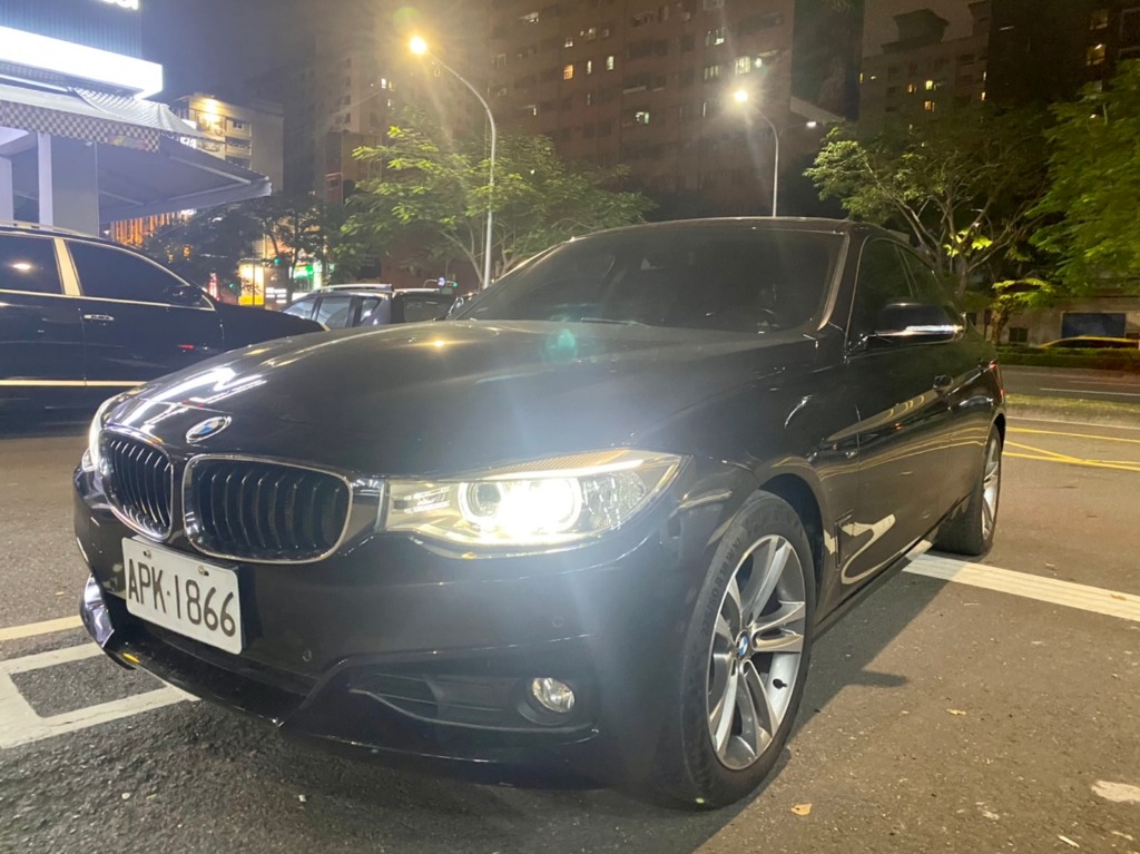 2013 BMW 寶馬 3-series sedan