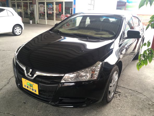 2013 Luxgen 5 sedan