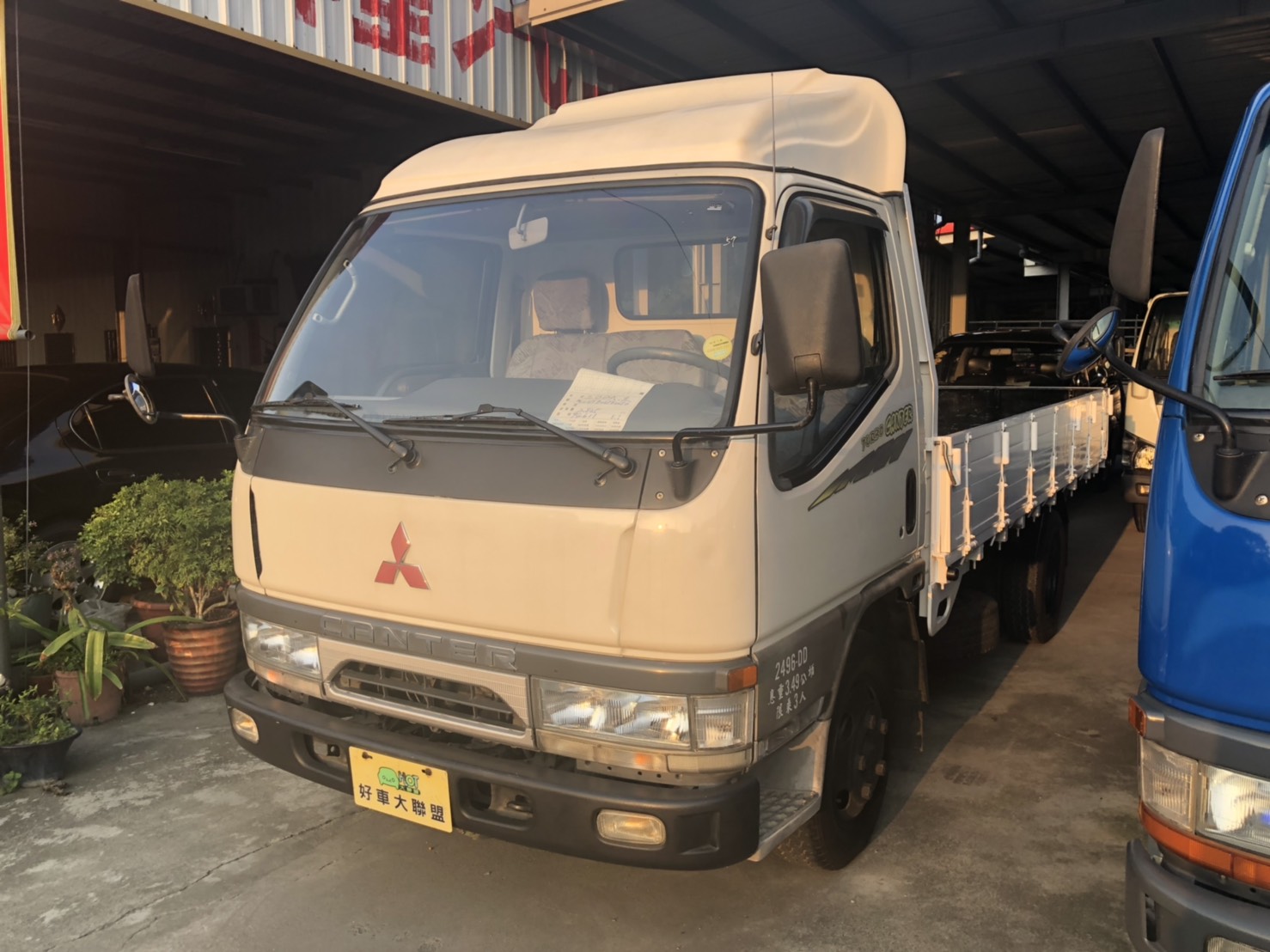 2006 Mitsubishi 三菱 商用車