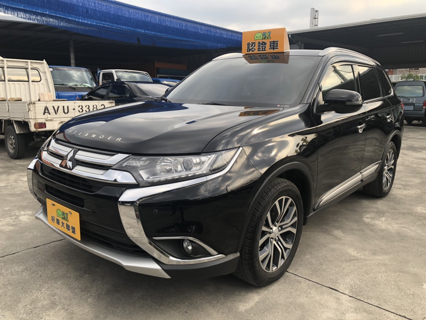 2016 Mitsubishi 三菱 Outlander