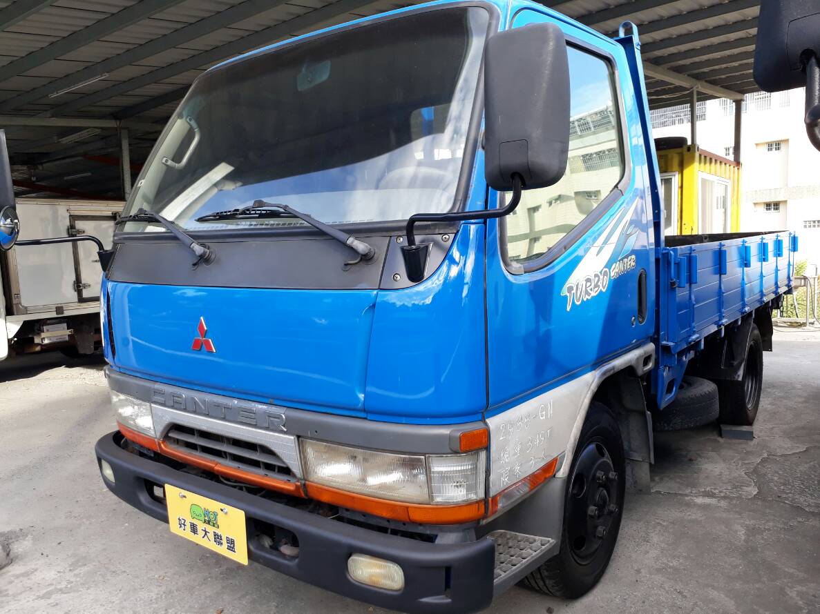 2003 Mitsubishi 商用車
