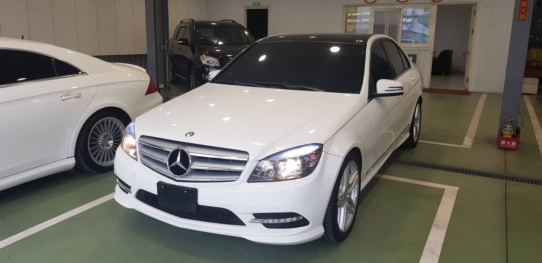 2011 M-Benz 賓士 C-class