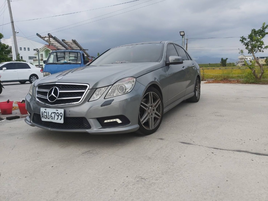 2010 M-Benz 賓士 E-class