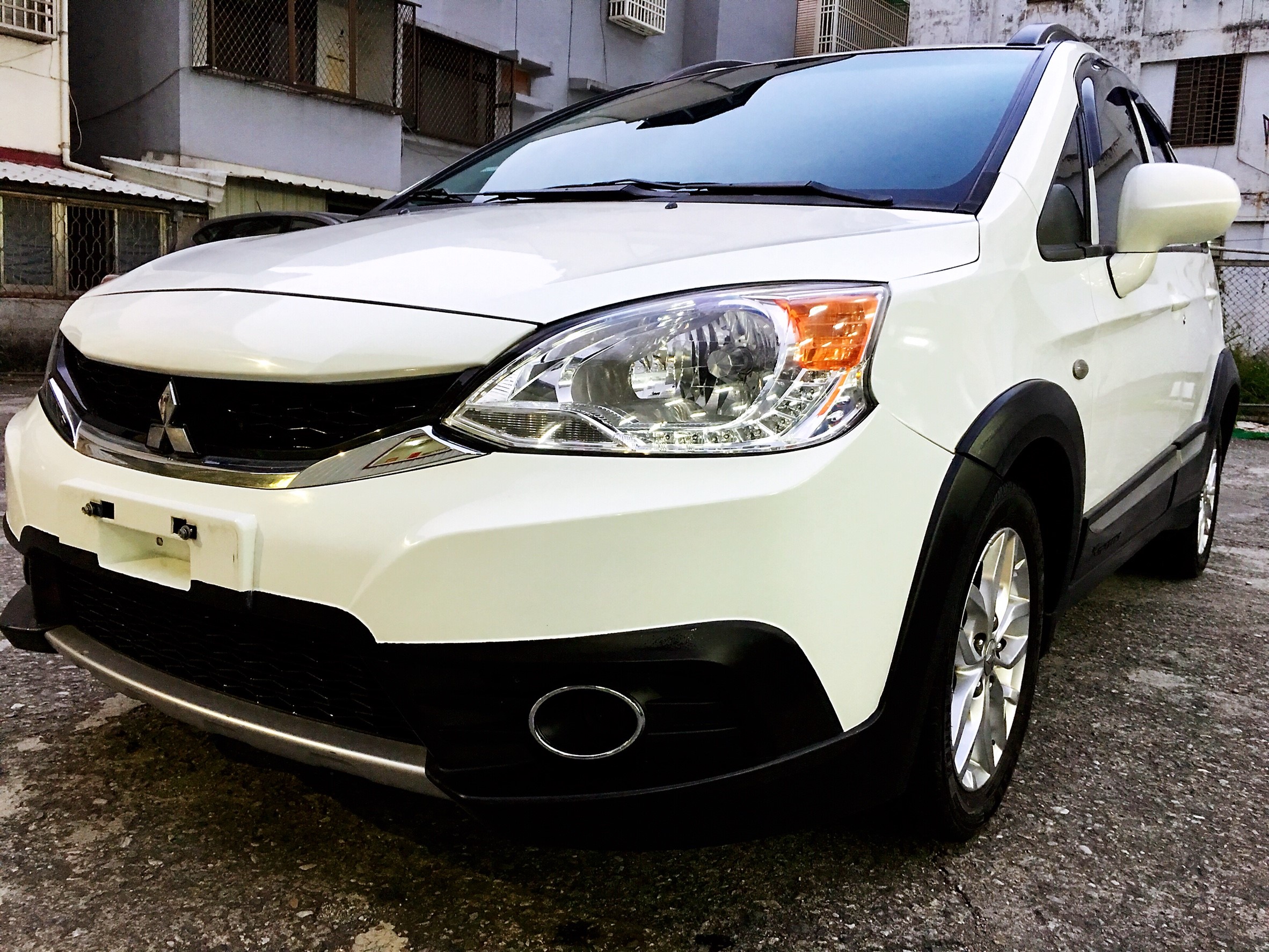 2015 Mitsubishi 三菱 Colt plus